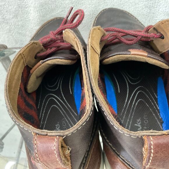 Collection by Clarks 15770 Leather Men’s 9.5 Lace Up Brown Desert Chukka Boots - Picture 12 of 13